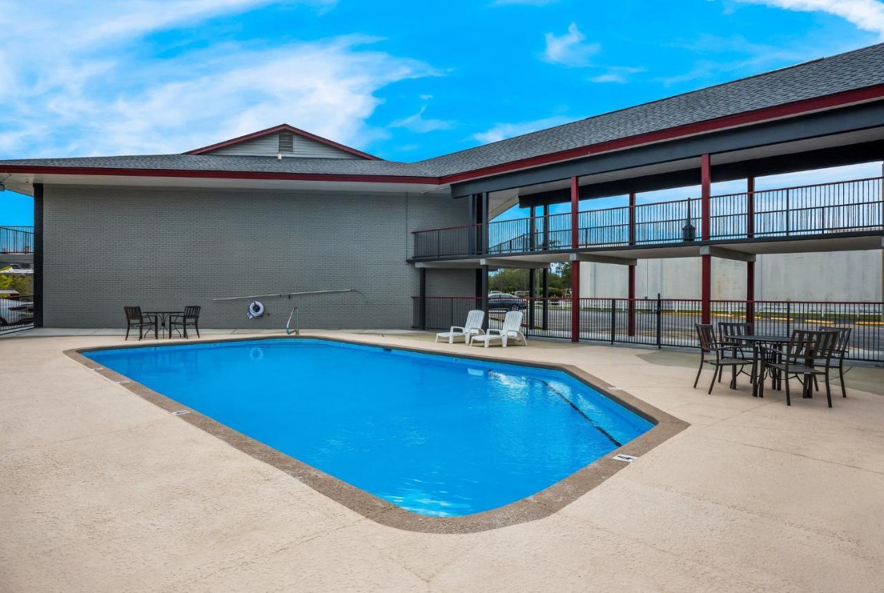 Red Roof Inn & Suites Thomasville Zewnętrze zdjęcie